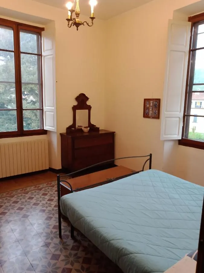 Casa Con Vista - Border House - Pontremoli Apartment 0*,